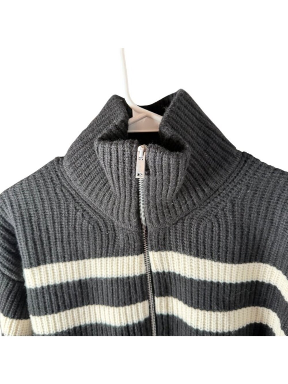 Everlane The Half-Zip Sweater in Luxe Merino Women's Size Small Black White NWT! - Picture 5 of 6